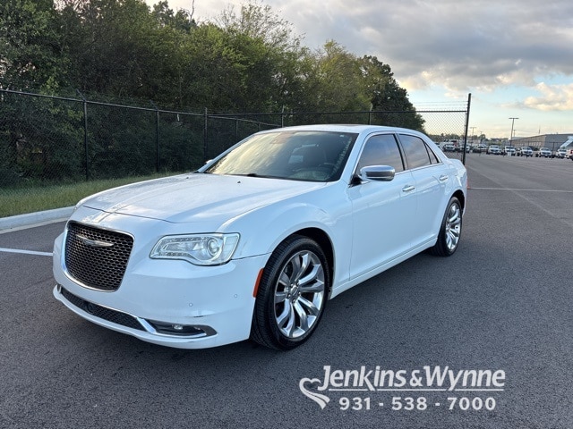 2018 Chrysler 300