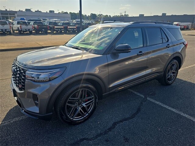 2025 Ford Explorer
