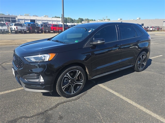 2023 Ford Edge