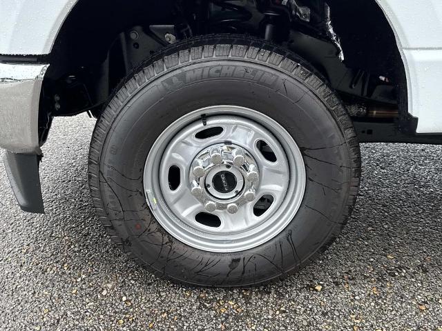 New 2026 Oxford White Ford F-250® XL image 15