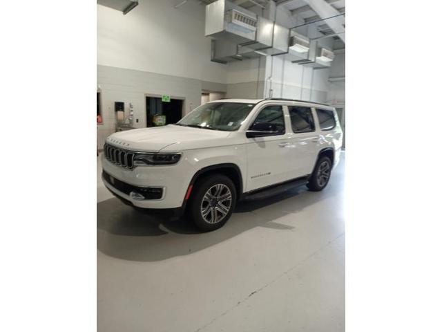 2024 Jeep Wagoneer Base
