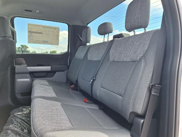 New 2026 Oxford White Ford F-250® XLT image 10