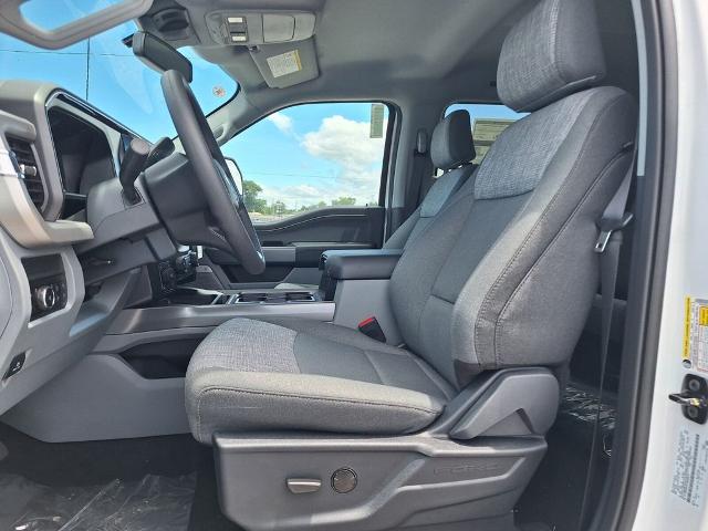 New 2026 Oxford White Ford F-250® XLT image 37
