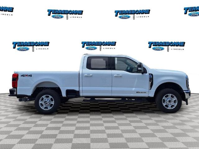 New 2026 Oxford White Ford F-250® XLT image 4