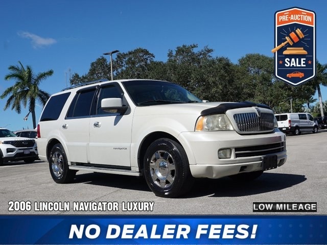 2006 Lincoln Navigator Luxury