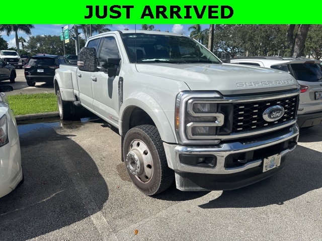 2025 Ford Super Duty F-450 Drw