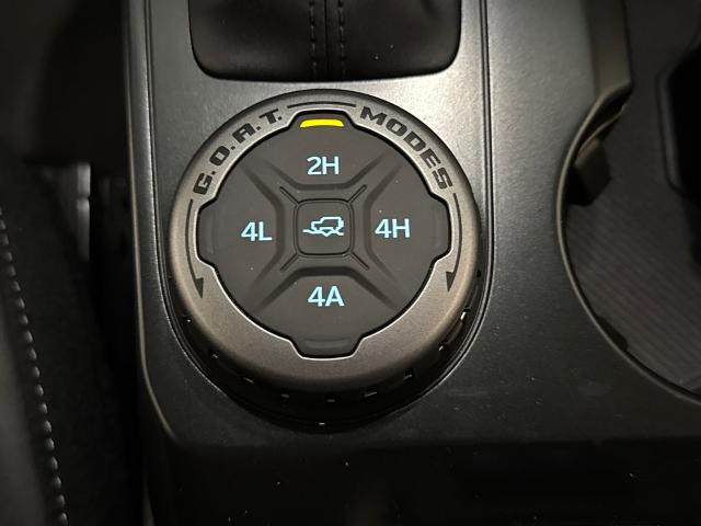 New 2025 Azure Gray Metallic Tri-Coat Ford Badlands® image 38