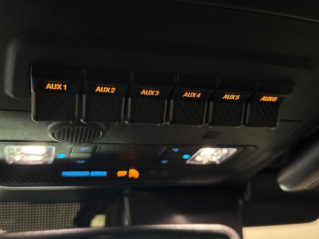 New 2025 Azure Gray Metallic Tri-Coat Ford Badlands® image 40