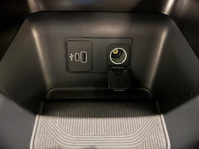 New 2026 Vapor Blue Metallic Ford Active image 32