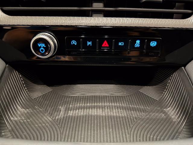 New 2026 Vapor Blue Metallic Ford Active image 33