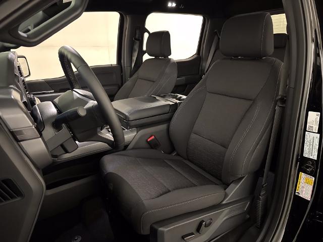 New 2026 Agate Black Metallic Ford XLT image 28
