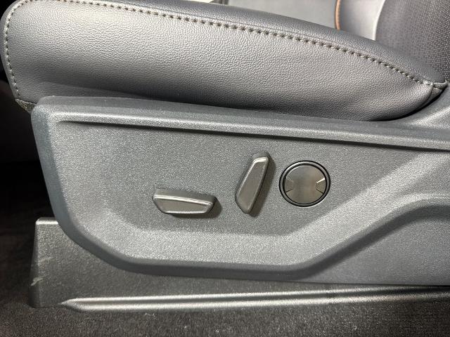 New 2026 Agate Black Metallic Ford F-250® Lariat® image 26