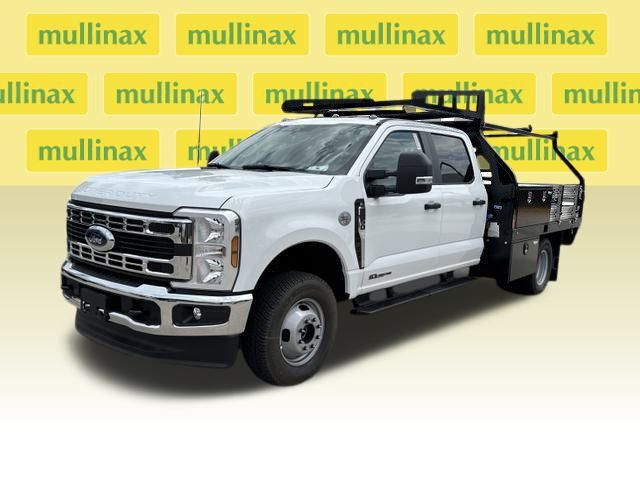 New 2025 Oxford White Ford F-350® XL image 19