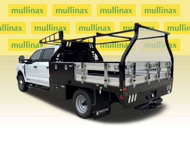 New 2025 Oxford White Ford F-350® XL image 3