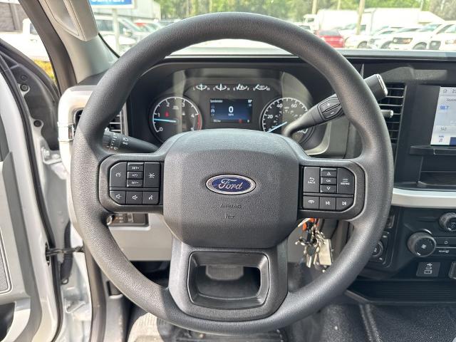 New 2025 Oxford White Ford F-350® XL image 9