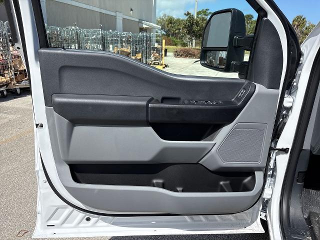 2026 Ford F-350 Super Duty XL - Photo 13