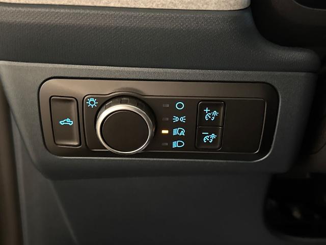 New 2026 Shadow Black Ford XLT image 28