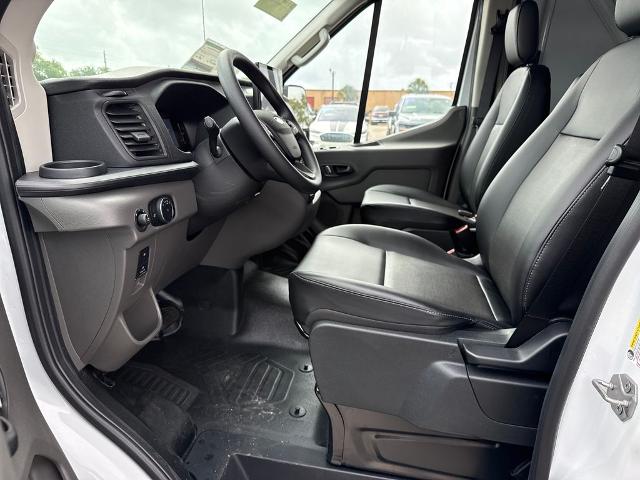 New 2026 Oxford White Ford Cargo Van image 17