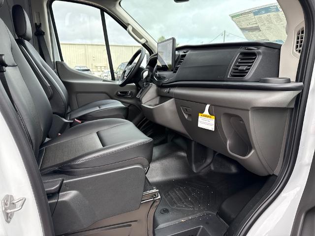 New 2026 Oxford White Ford Cargo Van image 20