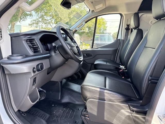 New 2026 Oxford White Ford Cargo Van image 19