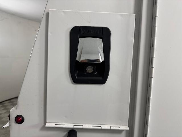 New 2026 Oxford White Ford E-350 SRW image 17