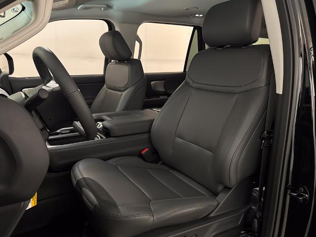 New 2026 Agate Black Metallic Ford MAX Active image 22
