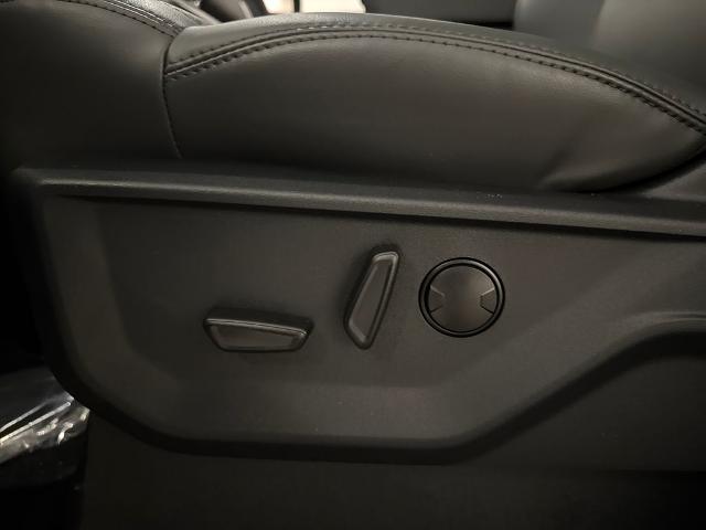 New 2026 Agate Black Metallic Ford MAX Active image 23