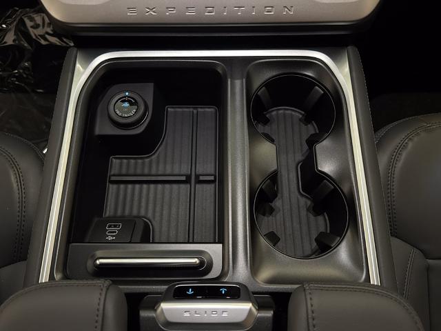 New 2026 Agate Black Metallic Ford MAX Active image 34