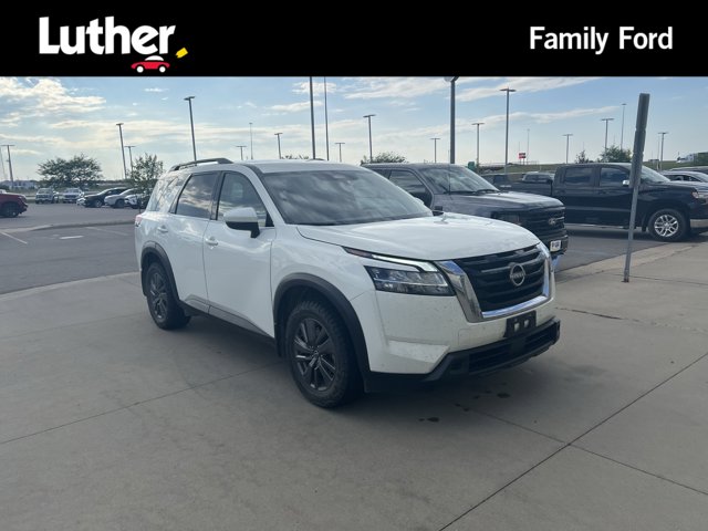 2022 Nissan Pathfinder
