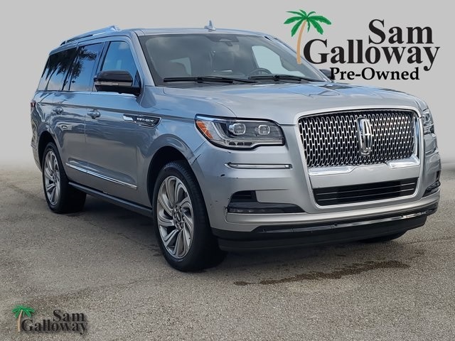 2022 Lincoln Navigator
