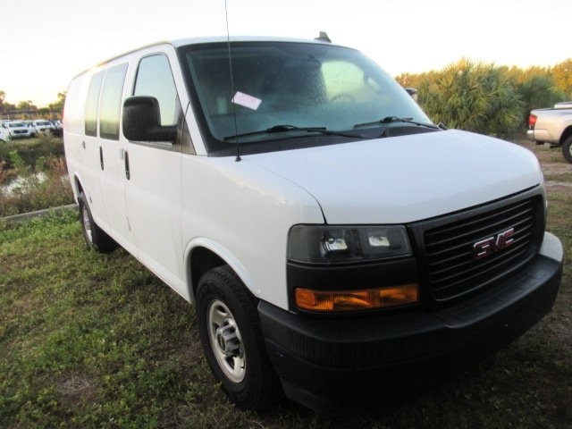 2021 GMC Savana Cargo Van