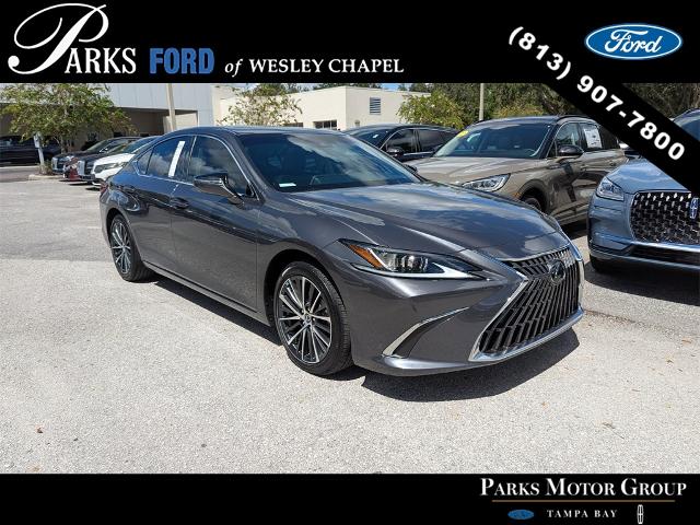 2023 Lexus ES