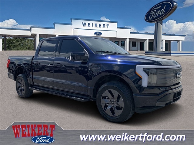 2022 Ford F-150 Lightning Lariat