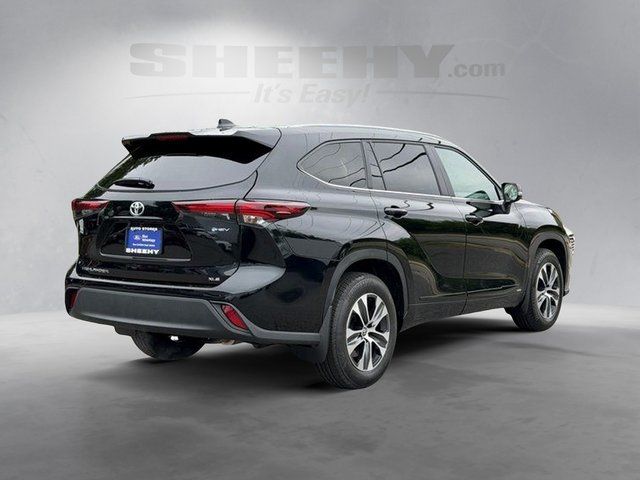 Used 2026 Midnight Black Metallic Toyota  image 13