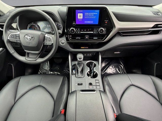 Used 2026 Midnight Black Metallic Toyota  image 3