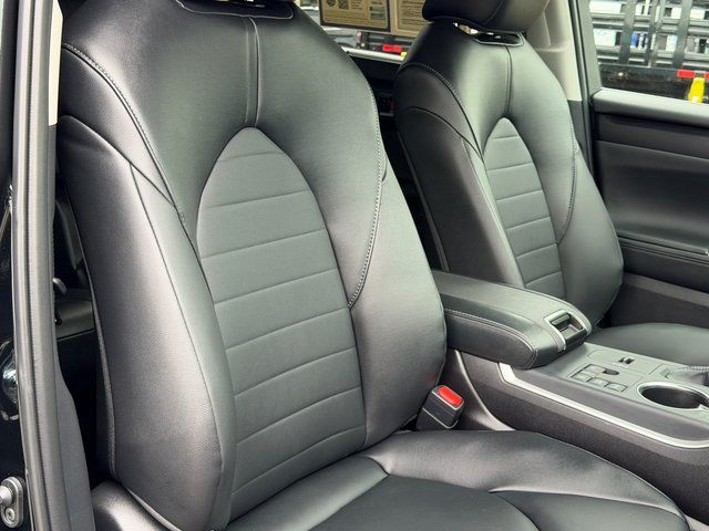 Used 2026 Midnight Black Metallic Toyota  image 33