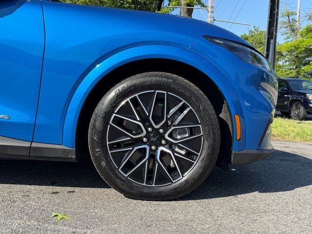 Used 2025 Blue Metallic Ford  image 24