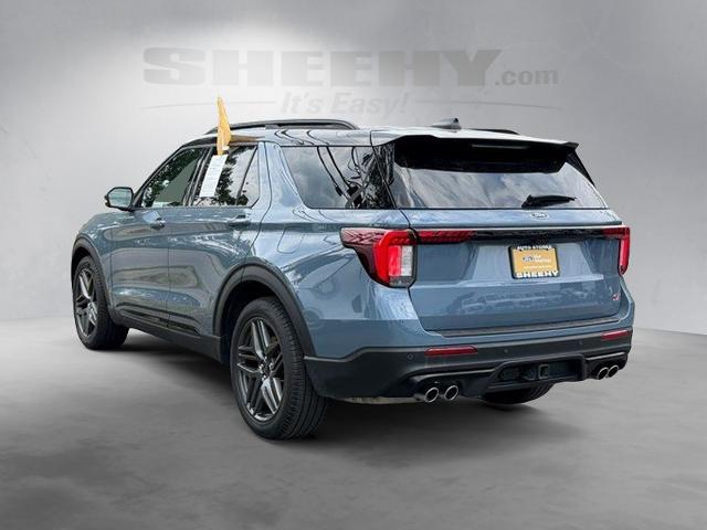 Used 2025 Vapor Blue Ford  image 14