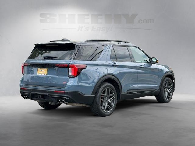 Used 2025 Vapor Blue Ford  image 16