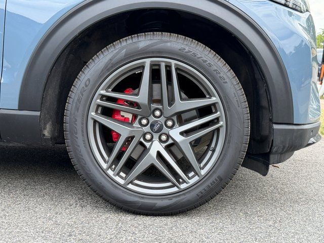 Used 2025 Vapor Blue Ford  image 26