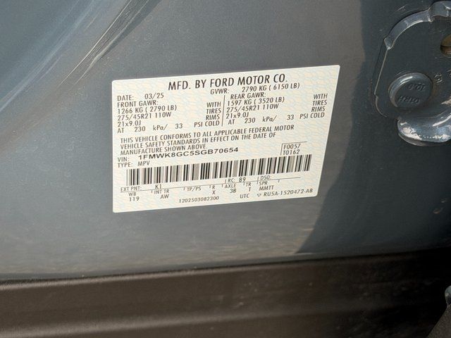 Used 2025 Vapor Blue Ford  image 28