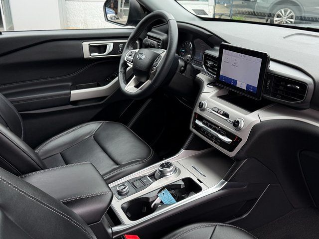 Certified Used 2024 Agate Black Metallic Ford  image 32