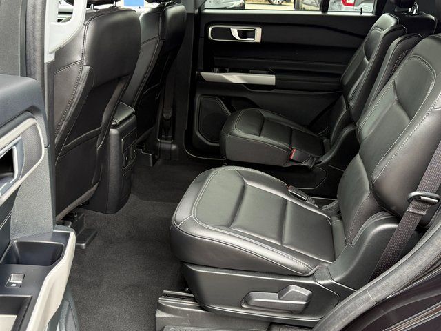 Certified Used 2024 Agate Black Metallic Ford  image 7