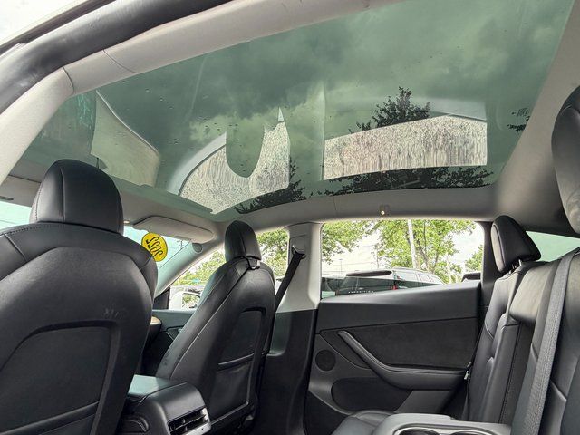 Used 2022 Pearl White Multi Tesla  image 10
