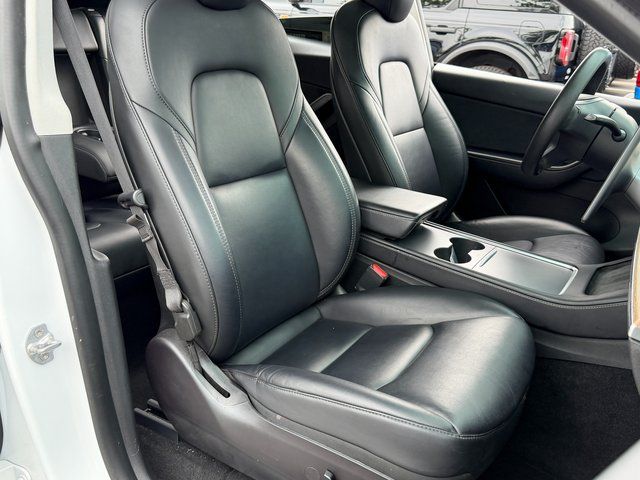 Used 2022 Pearl White Multi Tesla  image 27