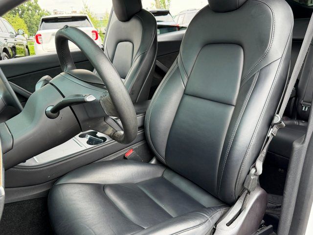 Used 2022 Pearl White Multi Tesla  image 8