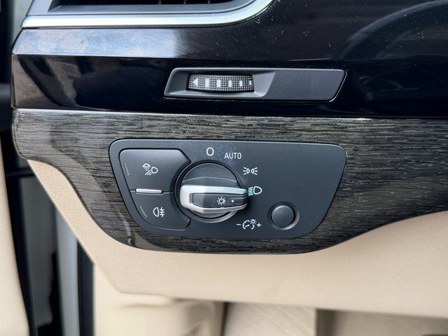 Used 2019 Carrara White Audi  image 24