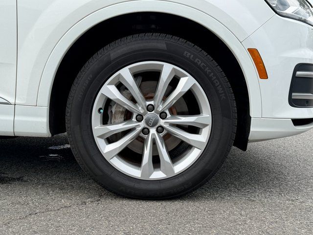 Used 2019 Carrara White Audi  image 27