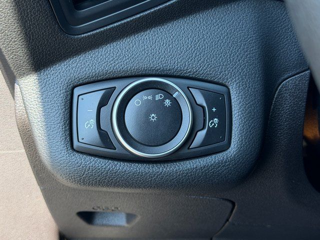 Used 2016 Shadow Black Ford  image 22
