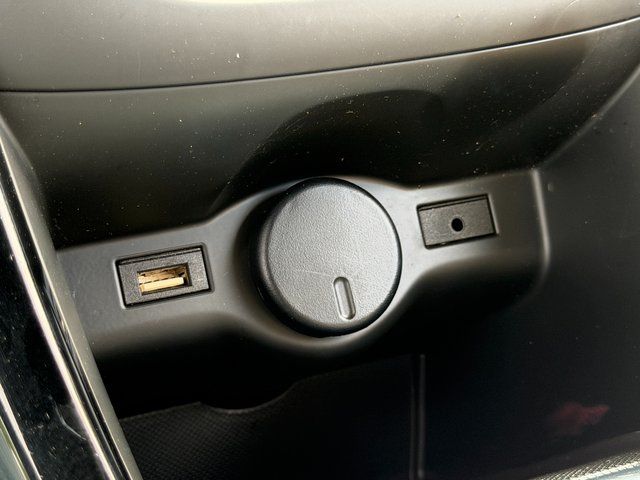 Used 2017 Summit White Buick  image 22